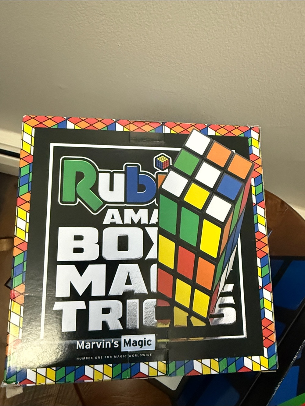 Rubik’s Magic Kit - 40 Magic Tricks! - Picture 2 of 5